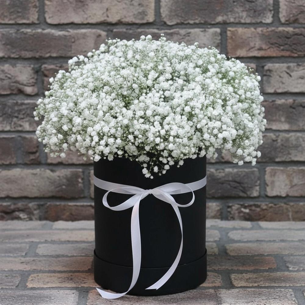 Композиция коробка гипсофил в Тучково Цветочная композиция из Гипсофила в шляпной коробке в Тучково