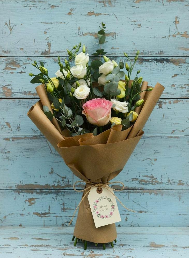 Букет цветов из: Розы и Лизиантусы в Тучково