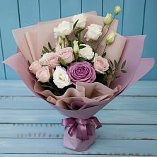 Букет Легкое дыхание в Тучково Букет цветов из:  Розы и Лизиантусы в Тучково