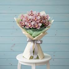 Букет цветов из:  Орхидеи и Розы в Тучково