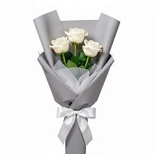Букет 3 белые розы в Тучково Букет 3 белые розы в Тучково