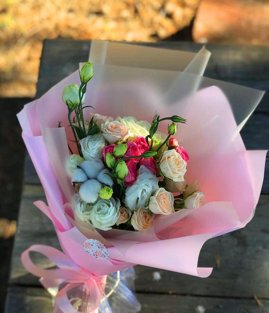 Букет цветов из: Розы и Лизиантусы в Тучково