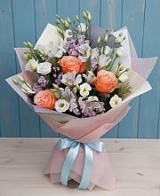 Букет цветов из:  Лизиантусы, Розы, Альстромерии и Гипсофила #REPLACE_PRED# Тучково