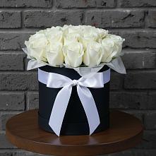 Цветочная композиция из Розы в шляпной коробке в Тучково